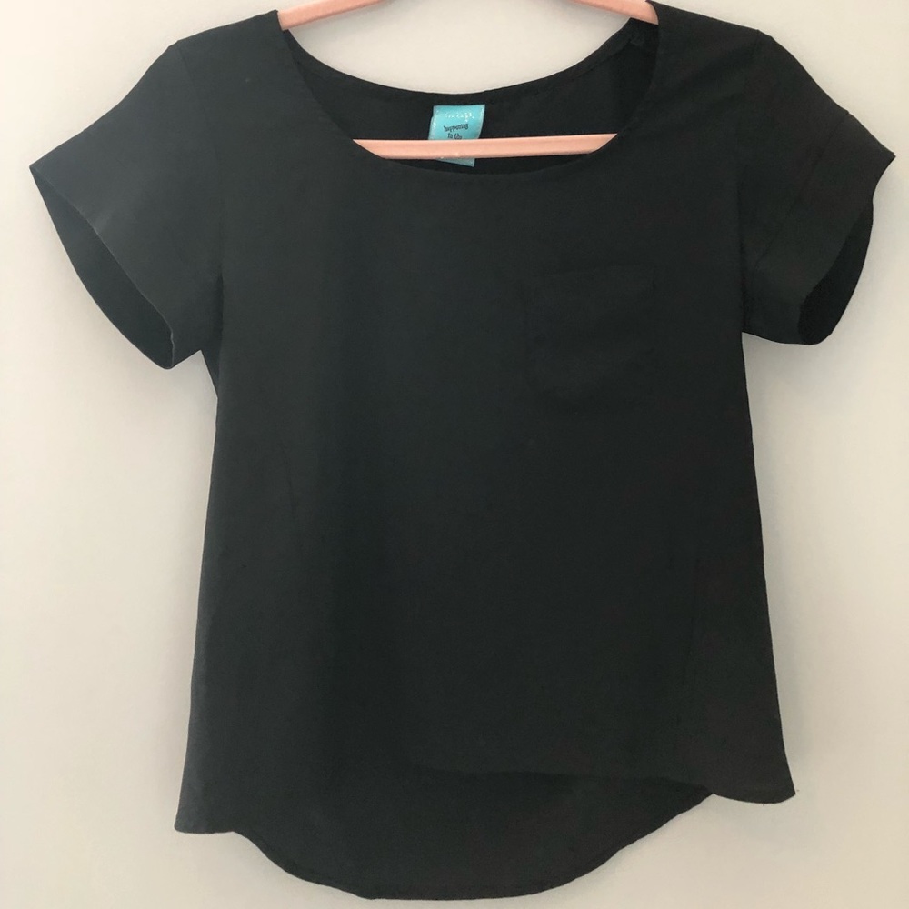 Black boxy blouse